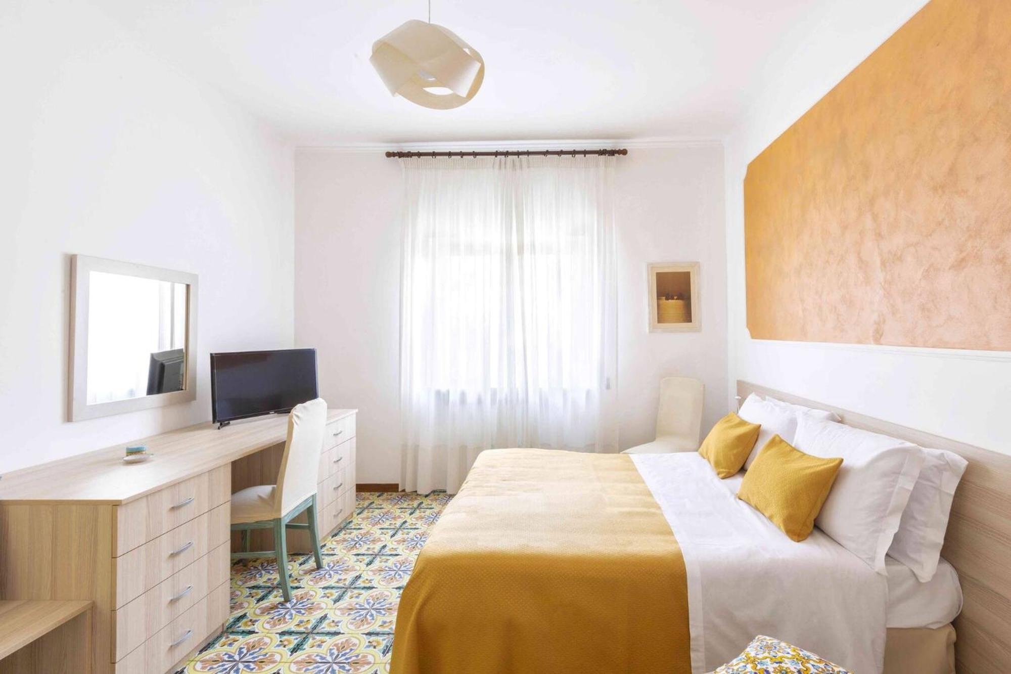 Sorrentovibes - Modern Apartment With Terrace, Swimming Pool&Tennis Exteriör bild