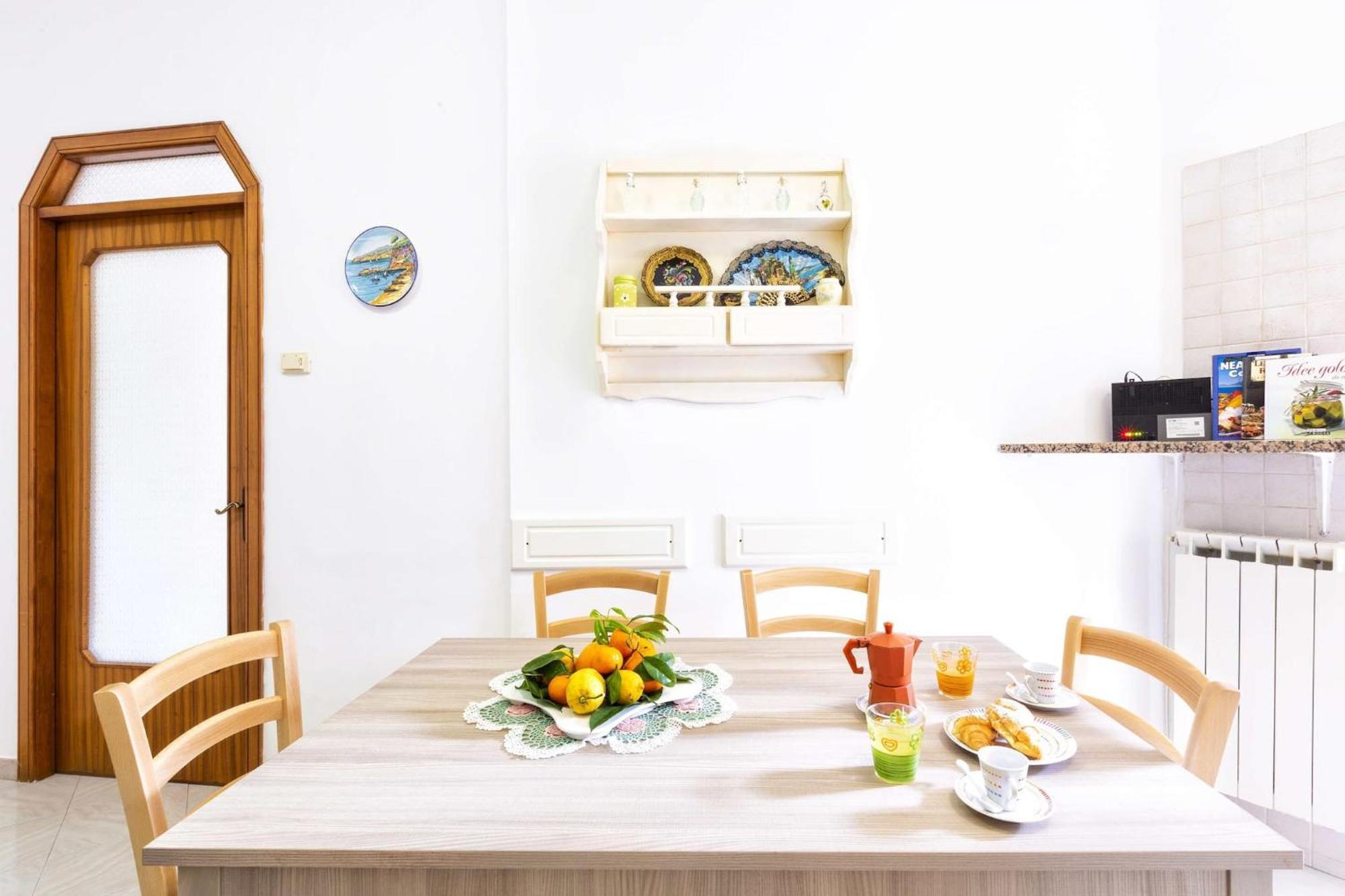 Sorrentovibes - Modern Apartment With Terrace, Swimming Pool&Tennis Exteriör bild
