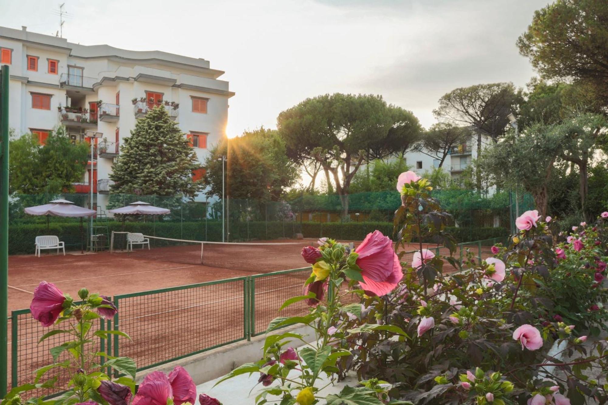 Sorrentovibes - Modern Apartment With Terrace, Swimming Pool&Tennis Exteriör bild