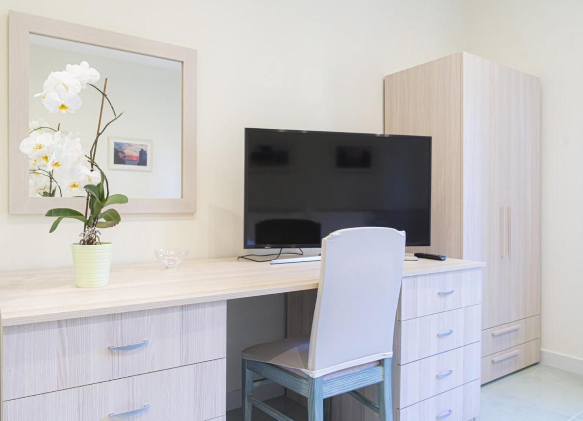 Sorrentovibes - Modern Apartment With Terrace, Swimming Pool&Tennis Exteriör bild